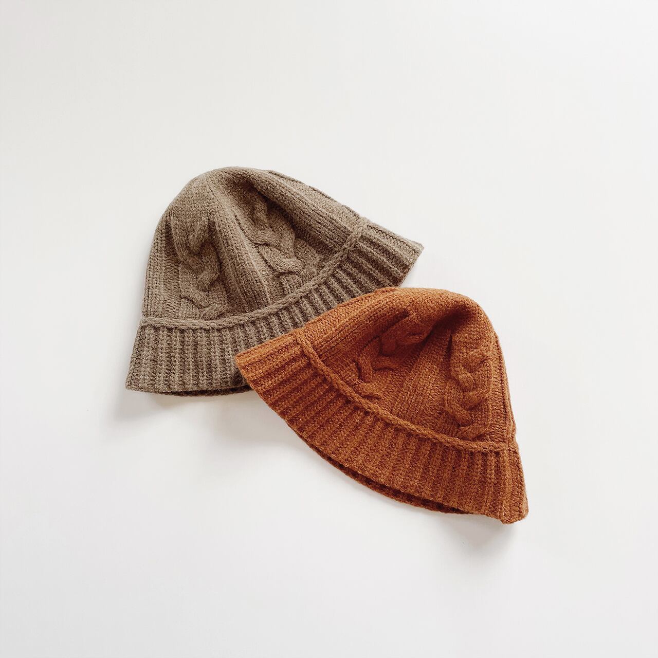 Cable knit bucket hat (brownkhaki) Elää