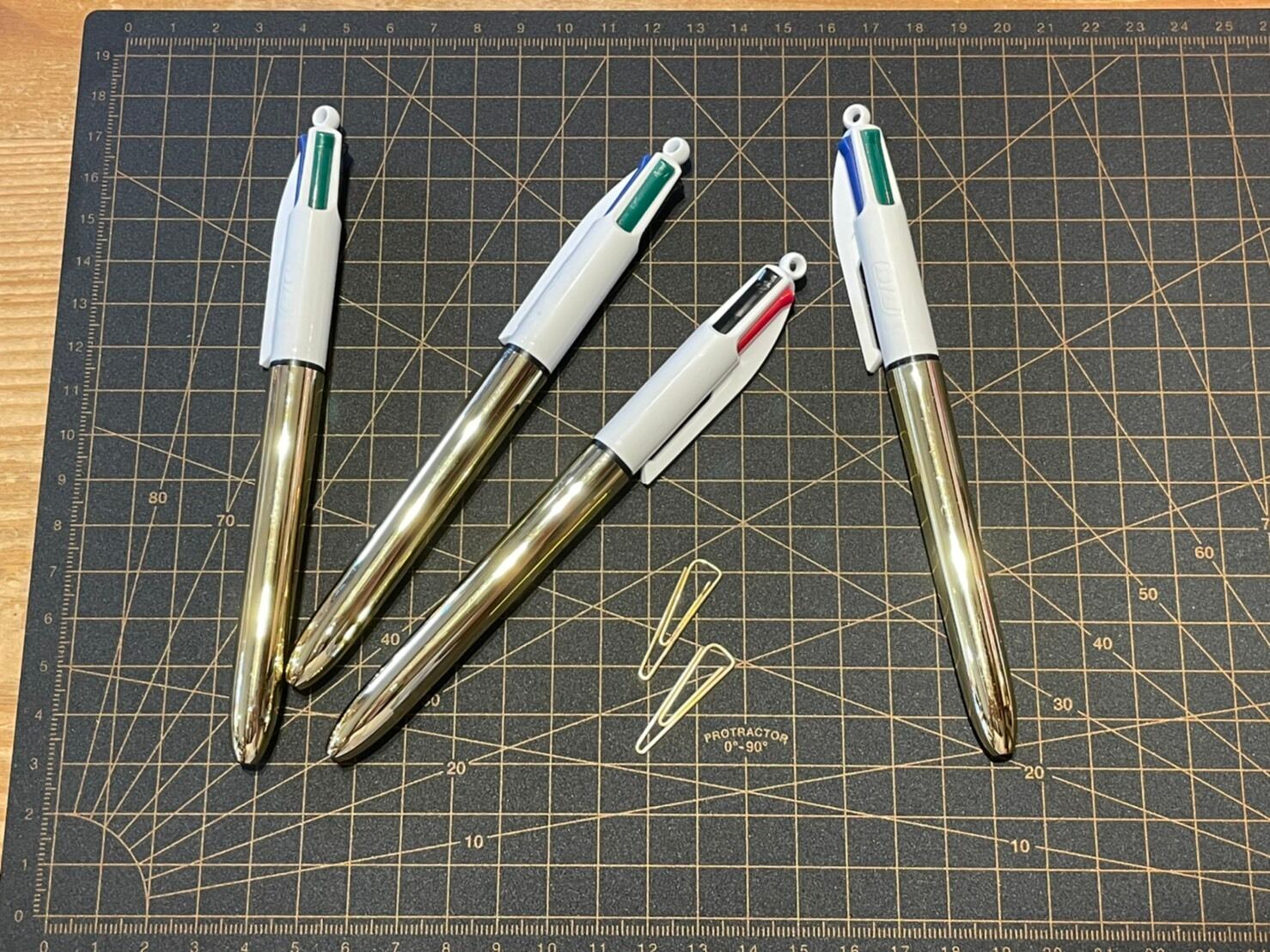 bic 4色ボールペンまとめ売り