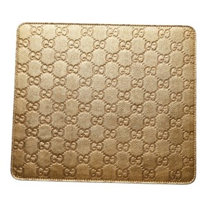 グッチ グッチシマ GG ロゴ マウスパッド パソコン PC小物 インテリア 雑貨 ゴールド レザー レディース GUCCI 【中古】
