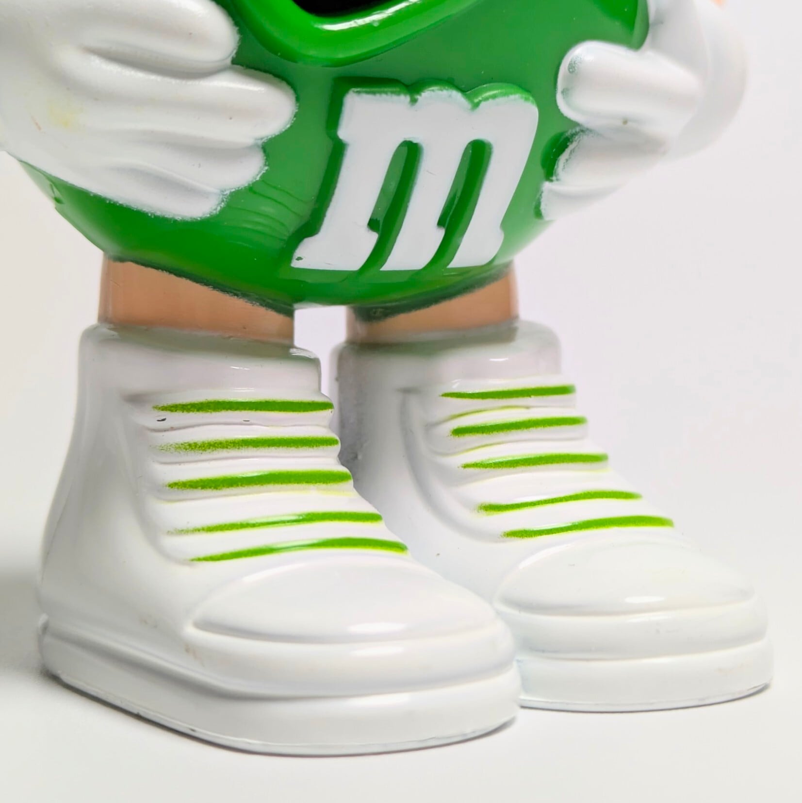 ☆VINTAGE JUNK☆【 m&m's ( エムアンドエムズ ) 】 Mini container / コンテイナー / グリーンハット / Holiday / ホリデー / クリスマス〚アメリカン雑貨 アメトイ〛