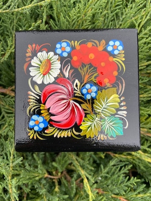 ペトリキウカのジュエリーボックス（巨匠ホロベッツ作）