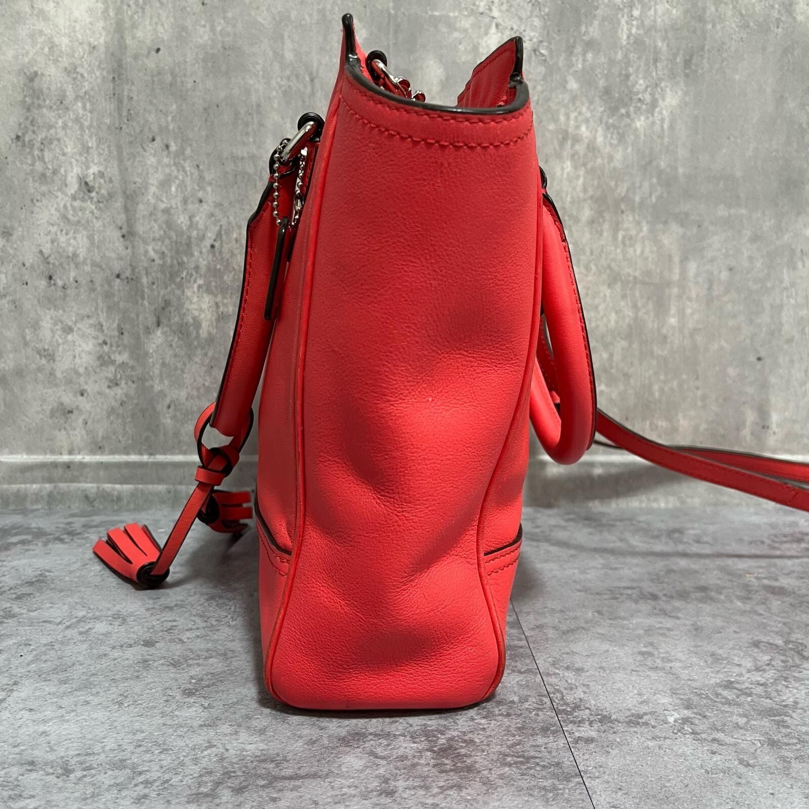COACH】コーチ 無地ハンドバッグ レザー 2WAYショルダーバッグ レザー
