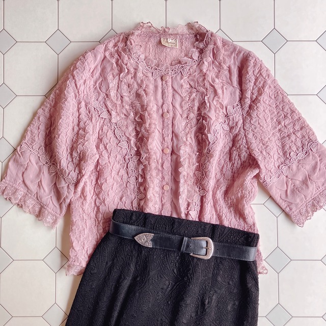 used レトロ カットワーク刺繍 花柄ブラウス古着 ヴィンテージvintage 