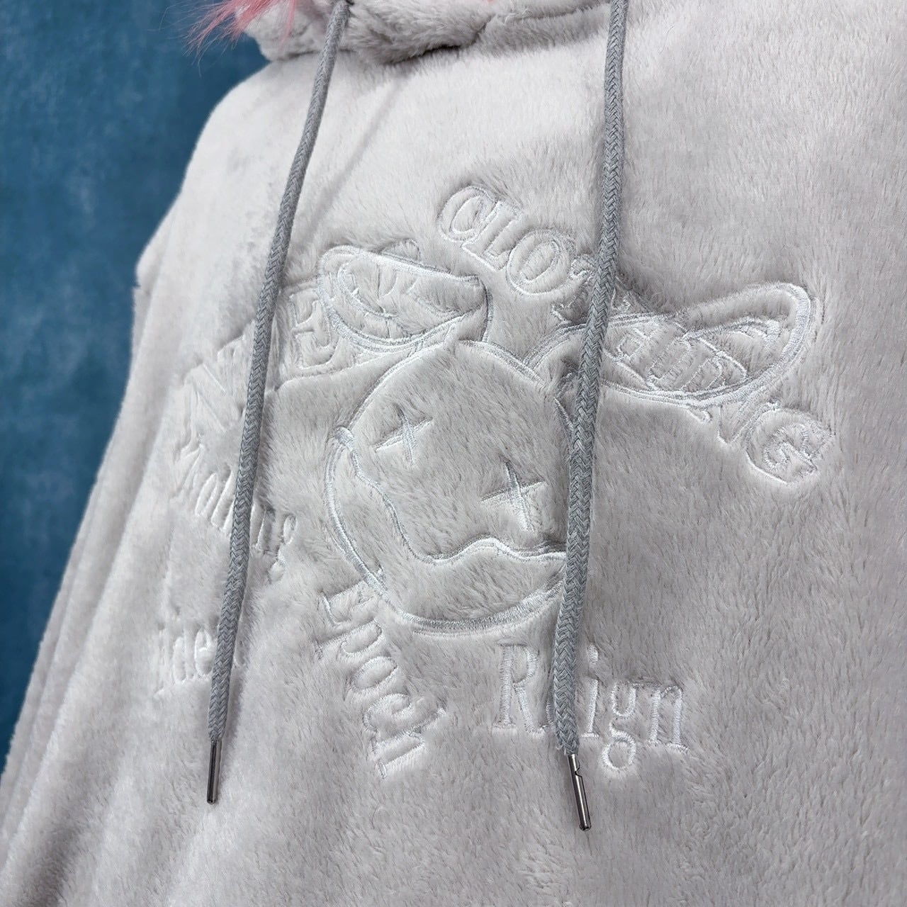 NIER刺繍ロゴ高品質グレーさらふわプルオーバーパーカー】 | NIER CLOTHING