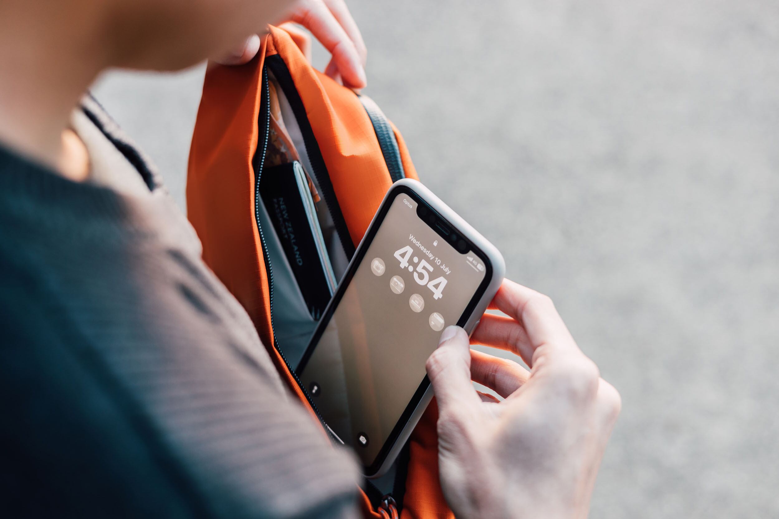 Orbitkey Urban Sling Standard | docketstore