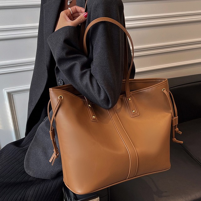 オータムウィンタースタンダード レッド レトロ 秋物 冬物 トートバッグ Tiancai_Wing_Bag13173135528