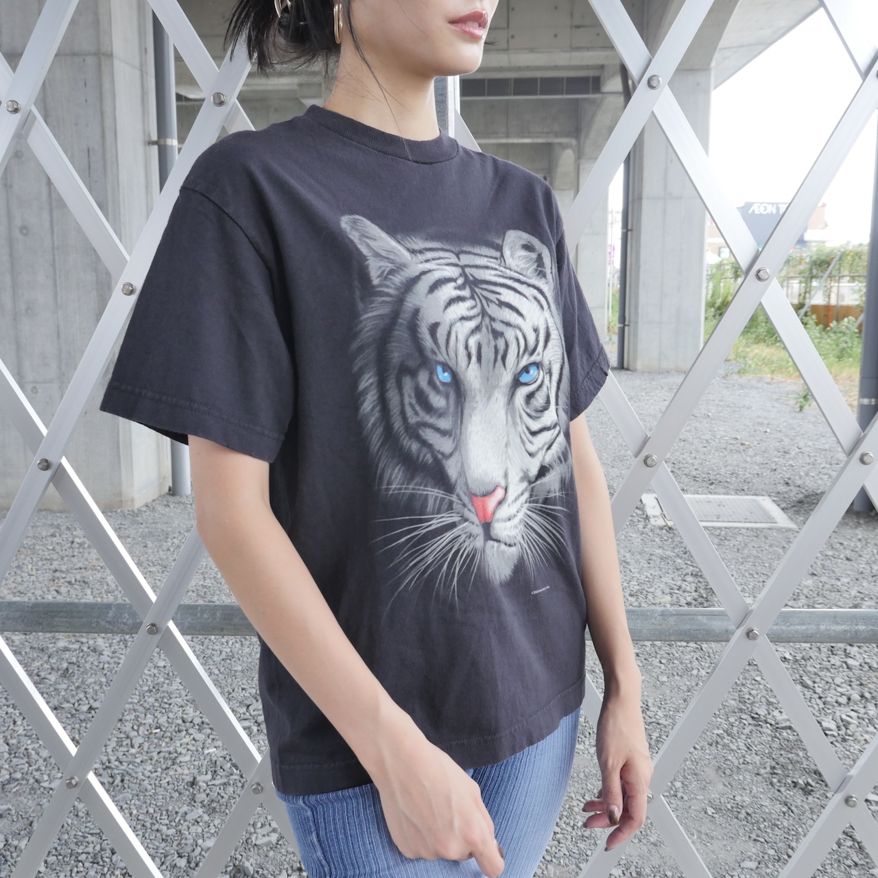DELTA Magnum weight | animal T-shirt