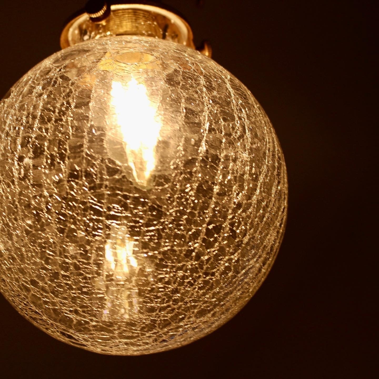 受注生産】細かなクラックの入ったガラスシェードのペンダントライト