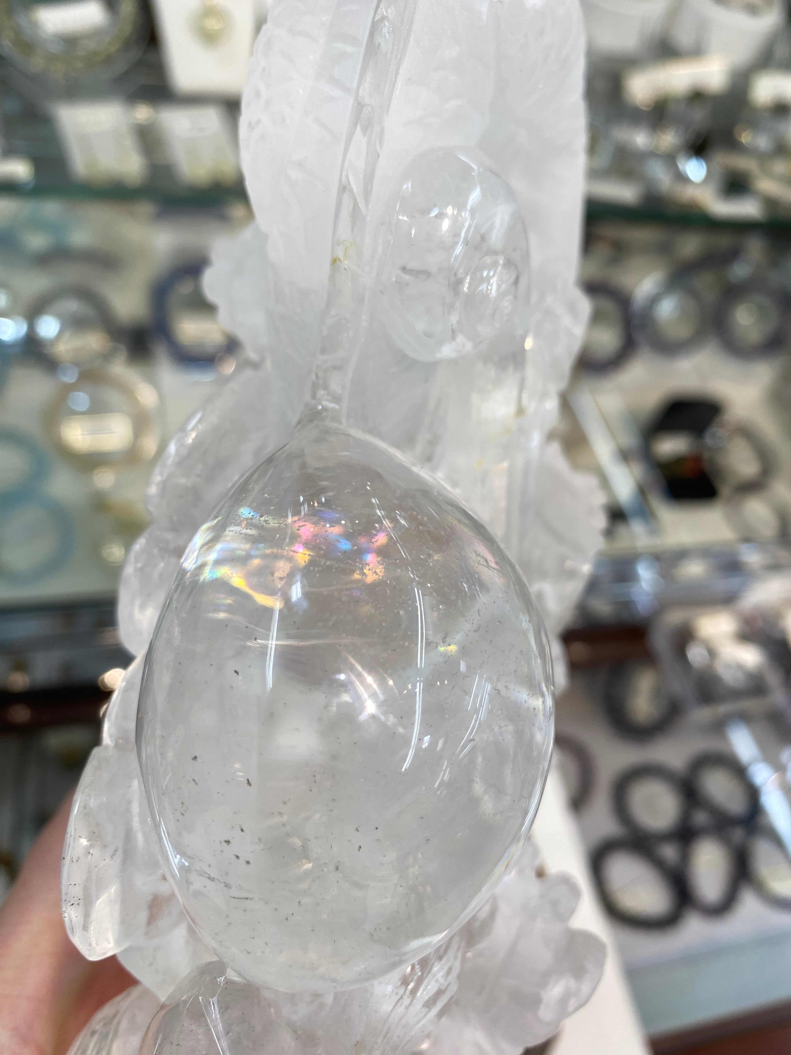 厳選 水晶昇龍 透かし彫り 巨大水晶龍 虹入り！ブラックルチル入り水晶