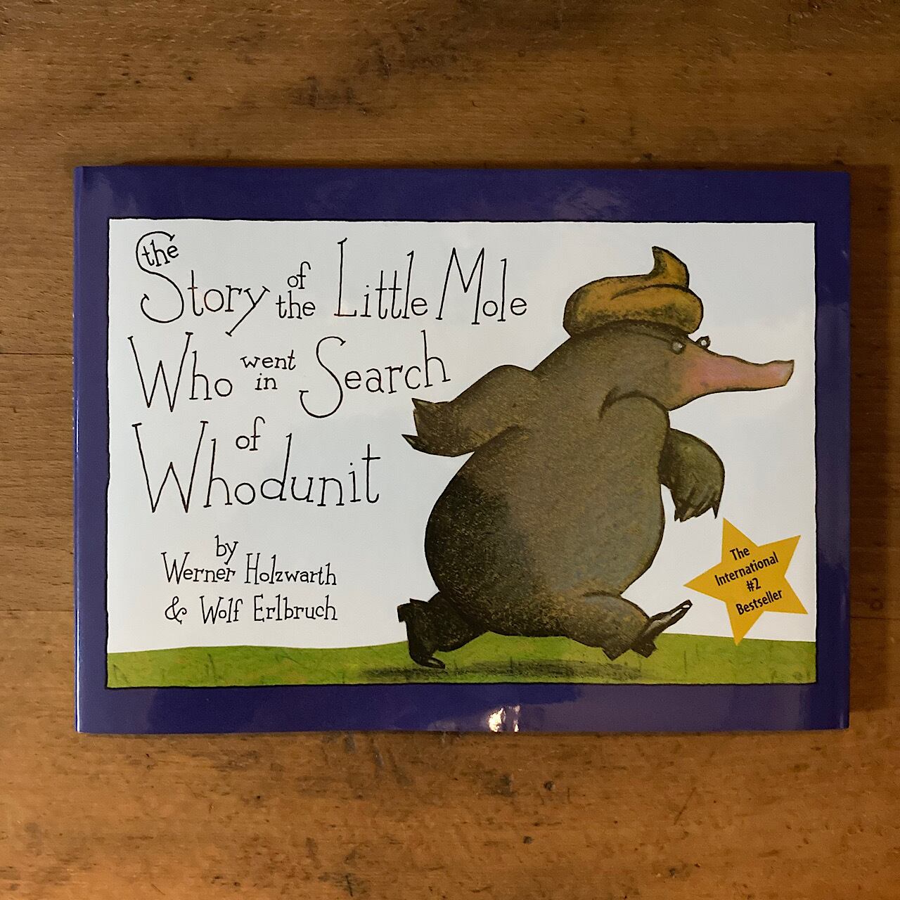 The Story of the Little Mole Who Went in Search of Whodunit | 素敵