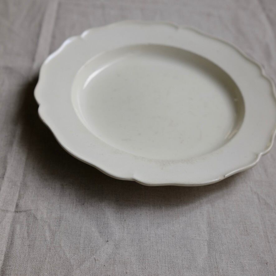 イギリスアンティーク ウェッジウッド（推定） 花リムプレート | KIRIMUS