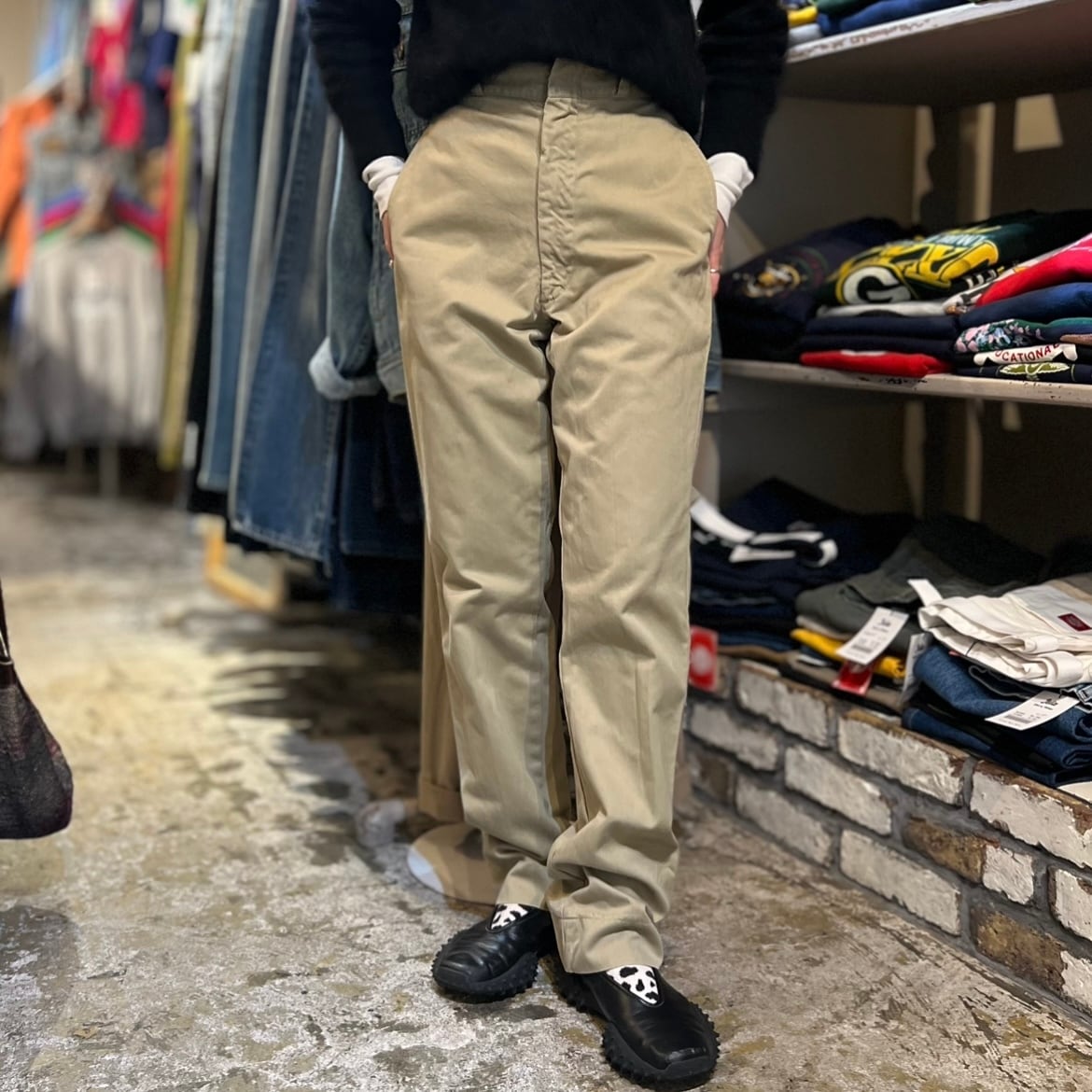 古着 TOMMY トミーヒルフィガー チノパンツ ベージュ サイズ表記 古着 TOMMY トミーヒルフィガー チノパンツ ベージュ サイズ表記