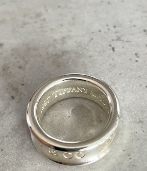 VINTAGE 90's TIFFANY&CO NARROW RING -1997-