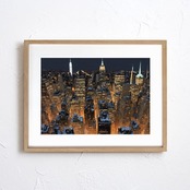Manhattan｜ニューヨーク夜景のラグジュアリーアートポスター｜都会的な輝きが映える洗練インテリア・額縁付き国内生産A4ポスター