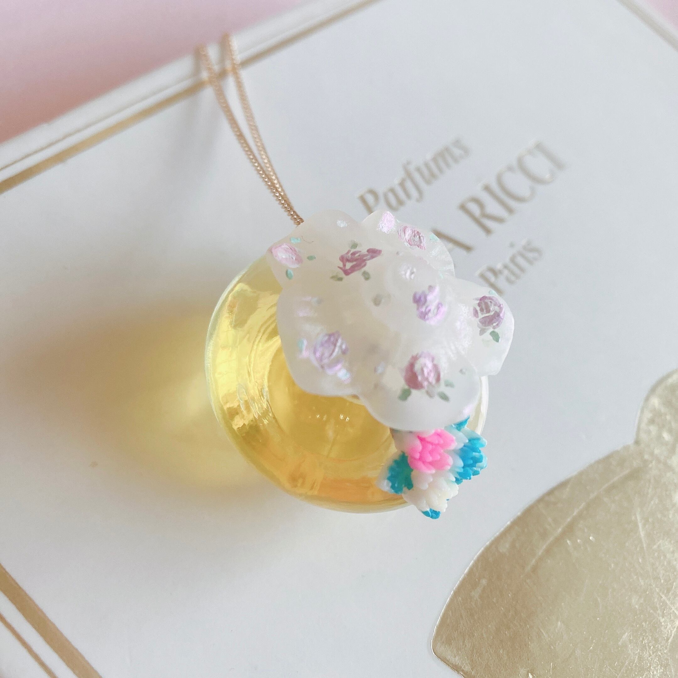(ニナリッチリメイク)Nina Ricci Hand painted perfume neckless ペイント香水瓶ネックレス