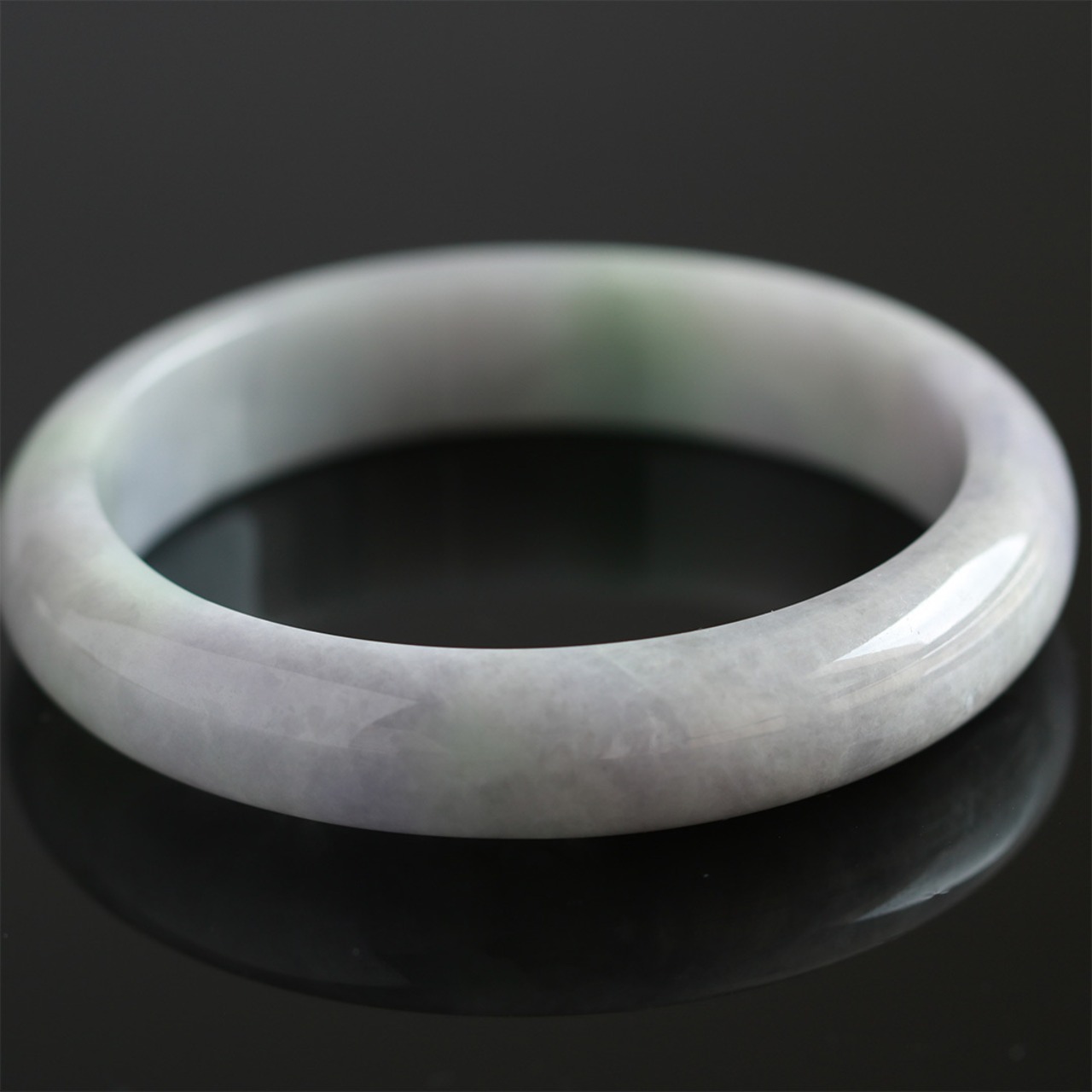 【内径 約62mm】やわらかいラベンダー色！翡翠バングル ラベンダー、グリーン、ホワイトの３カラー A貨翡翠 jd_bg1057