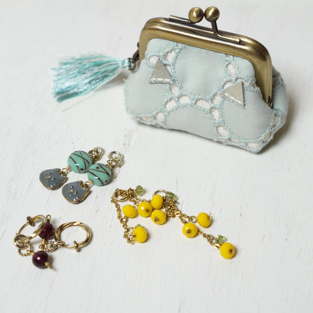 ミモザ・猫耳のミニがま口ポーチ | azureblue