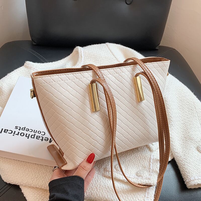 オータム レッド 秋物 トートバッグ メッセンジャーバッグ Tiancai_Wing_Bag87312675968