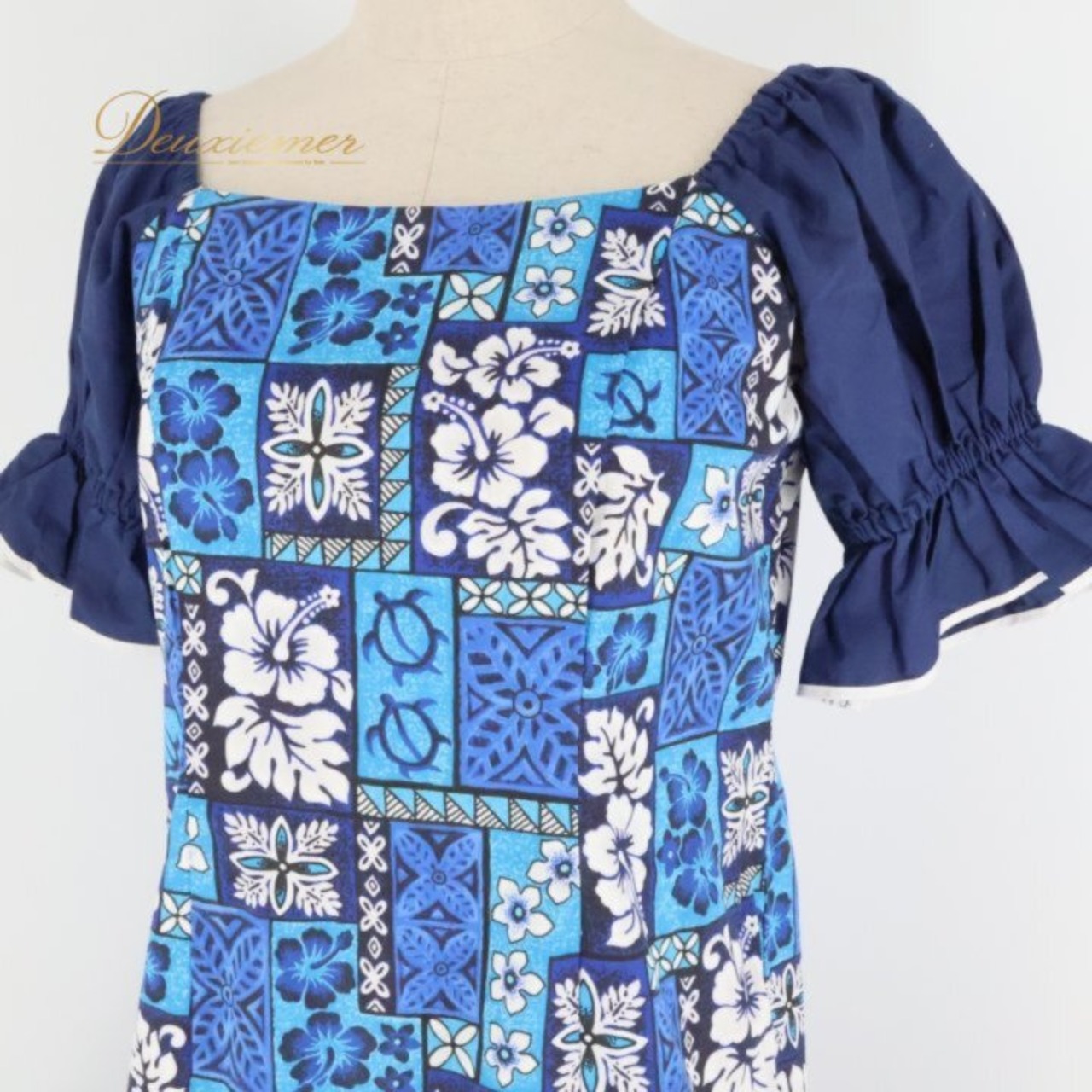 フラダンス 衣装 ワンピース ドレス ネイビー系 ハイビスカス柄 ホヌ柄 カヒコ柄 かわいい 華やか 鮮やか 明るい 大人っぽい 紺 白 ダンス衣装 ハワイアンダンス レディース ハワイアン アロハ ハワイアンプリント フラ ダンス レッスン 練習