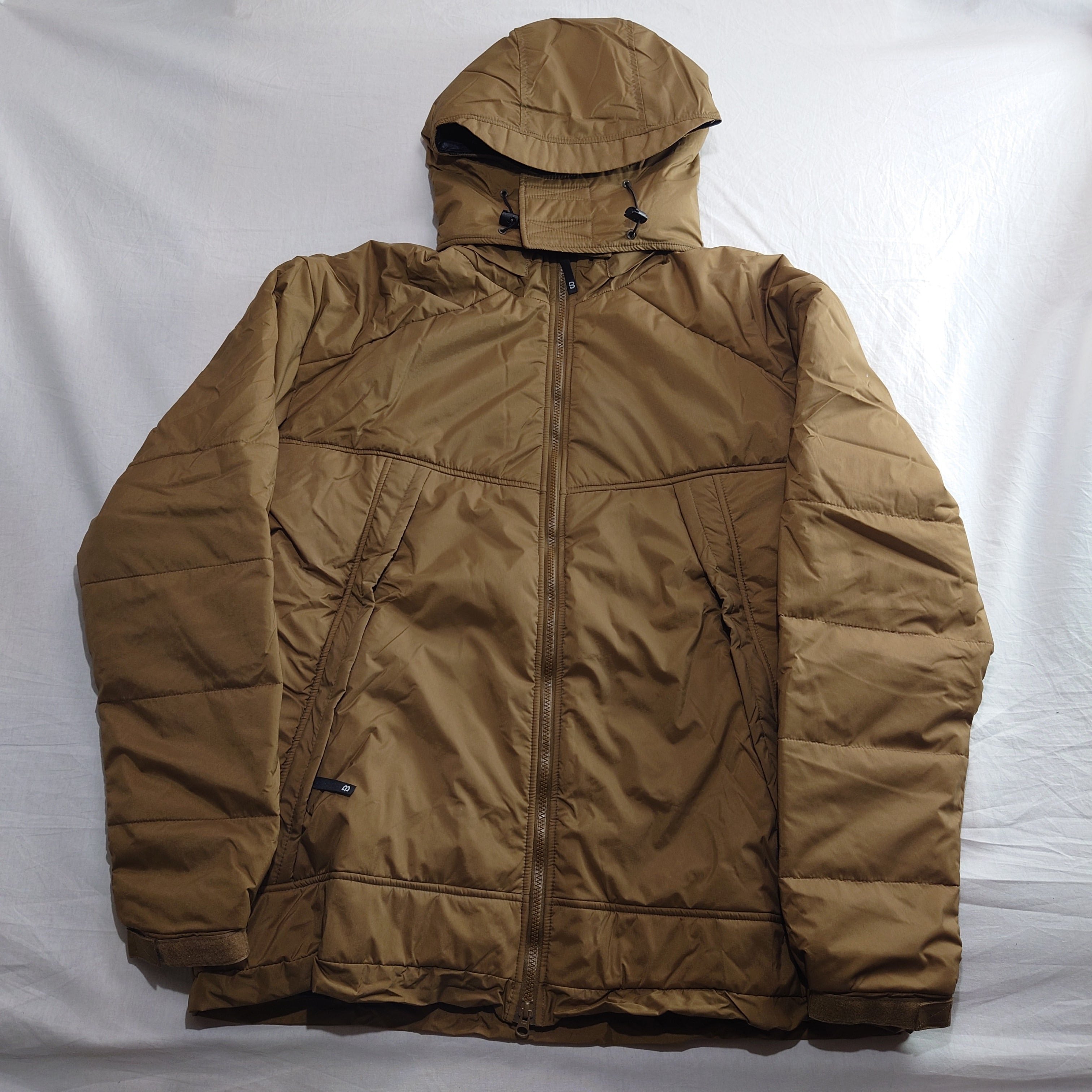 【Deadstock】BEYOND CLOTHING LEVEL 7 Primaloft Jacket アメリカ軍 ビヨンド レベル7 プリマロフトジャケット　サイズ：XL  カラー：Coyote コヨーテ  デッドストック