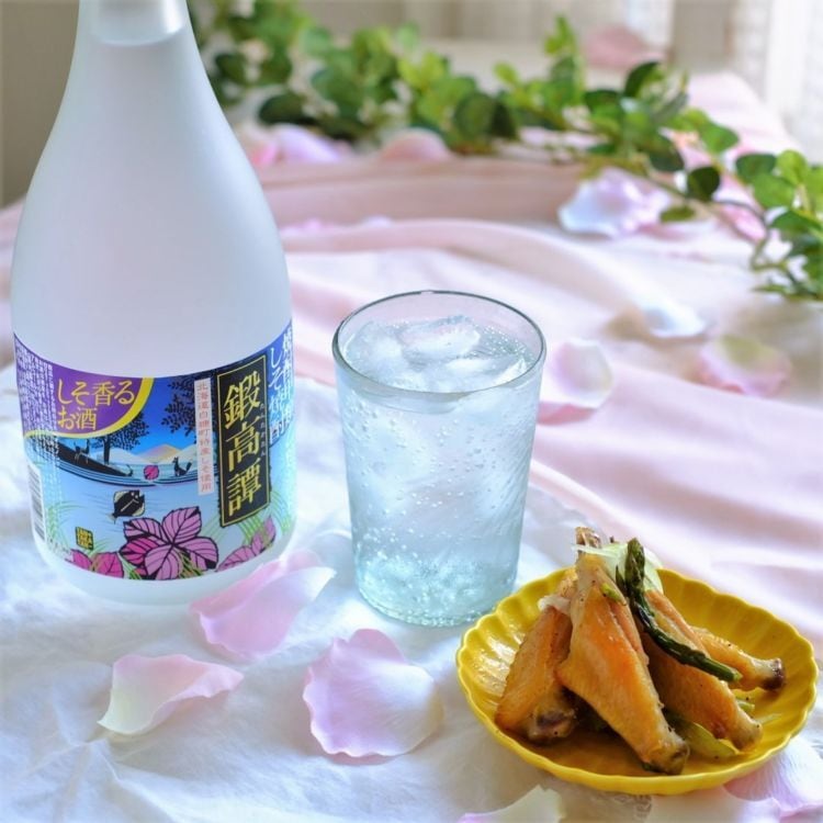 オエノングループ【合同酒精株式会社】 ☆『しそ焼酎 鍛高譚（たんたか