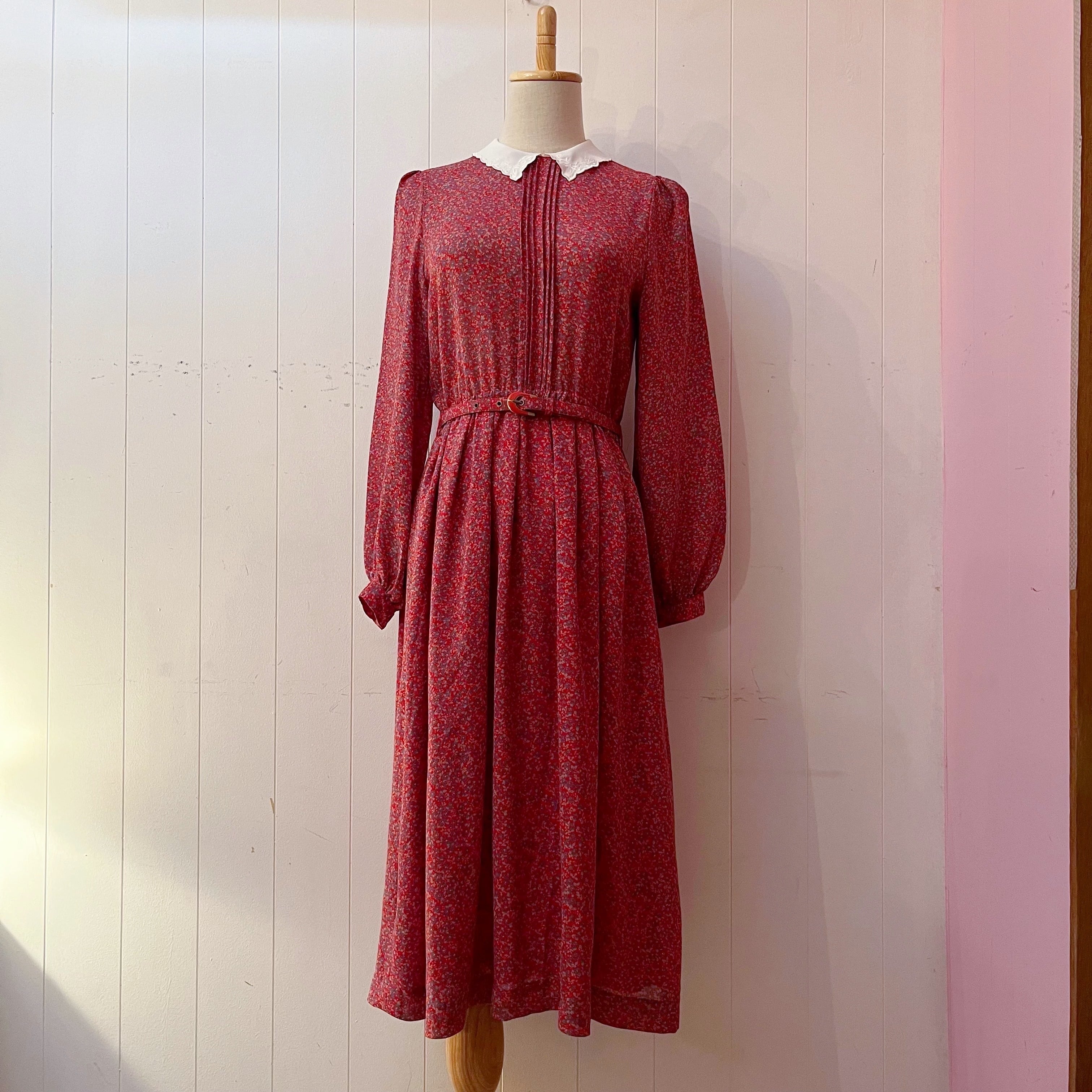 white scallop collar mini flower one-piece