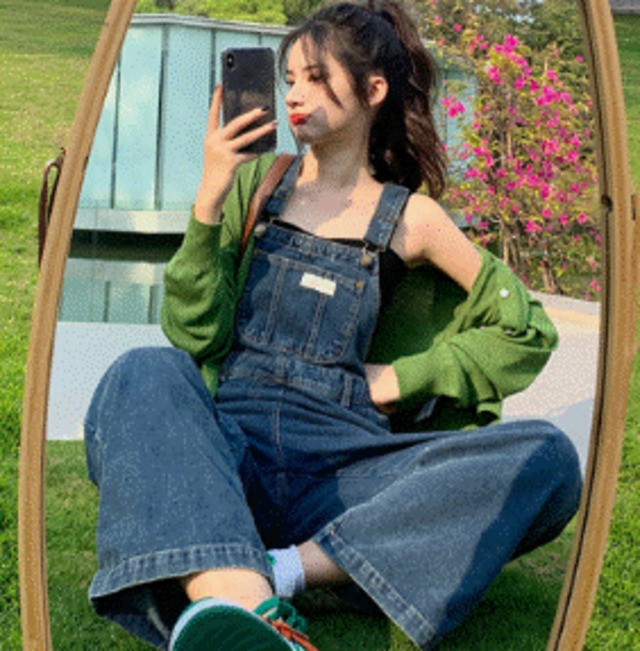 2点セット オーバーオール ロング丈 ノースリーブ ポケット デニム ブルーデニム 2点セット かわいい 大人可愛い シンプル カジュアル おしゃれ お洒落 かっこいい レトロ こなれ感 ラフ メンズライク ボーイッシュ スポーティー ラブリー キュート 主役級 存在感 無地 春 夏 秋 冬 10代 20代 30代 レディース 学生 通学 お出かけ 公園デビュー アウトドア リゾート 旅行 着回し 普段使い 重ね着 韓国系 オルチャン ファッション 楽ちん S M L ライトブルー ダークブルー