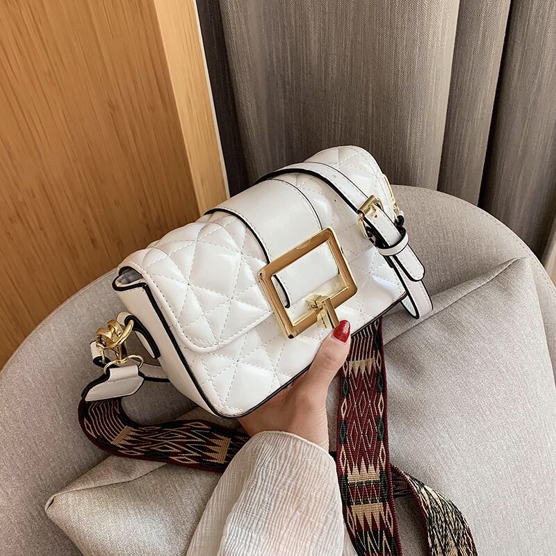 バッグ2020新しい波夏のファッションブロードバンドショルダーメッセンジャーバッグネット赤い海野生の小さな正方形のバッグ Tiancai_Wing_Bag9273303