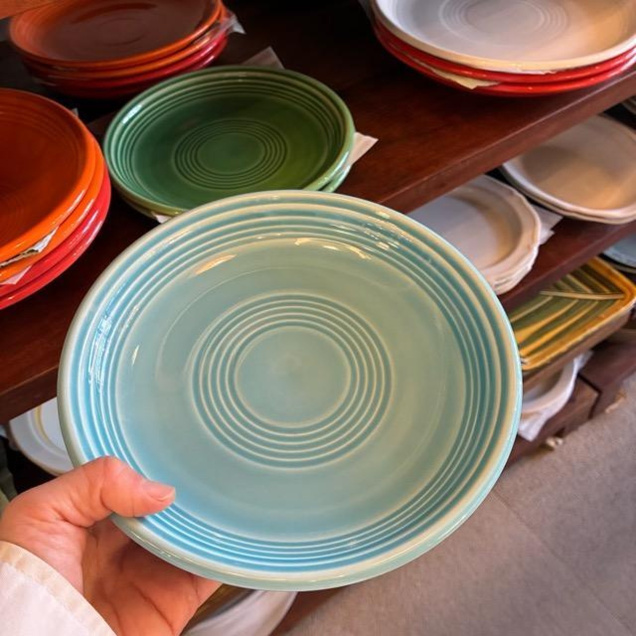ORBIT Cake plate 19.5cm 4color　オービット　ケーキ皿　全4色　レッド　オレンジ　ブルー　グリーン　取り皿　中皿　丸皿　電子レンジ　オーブン　食洗機