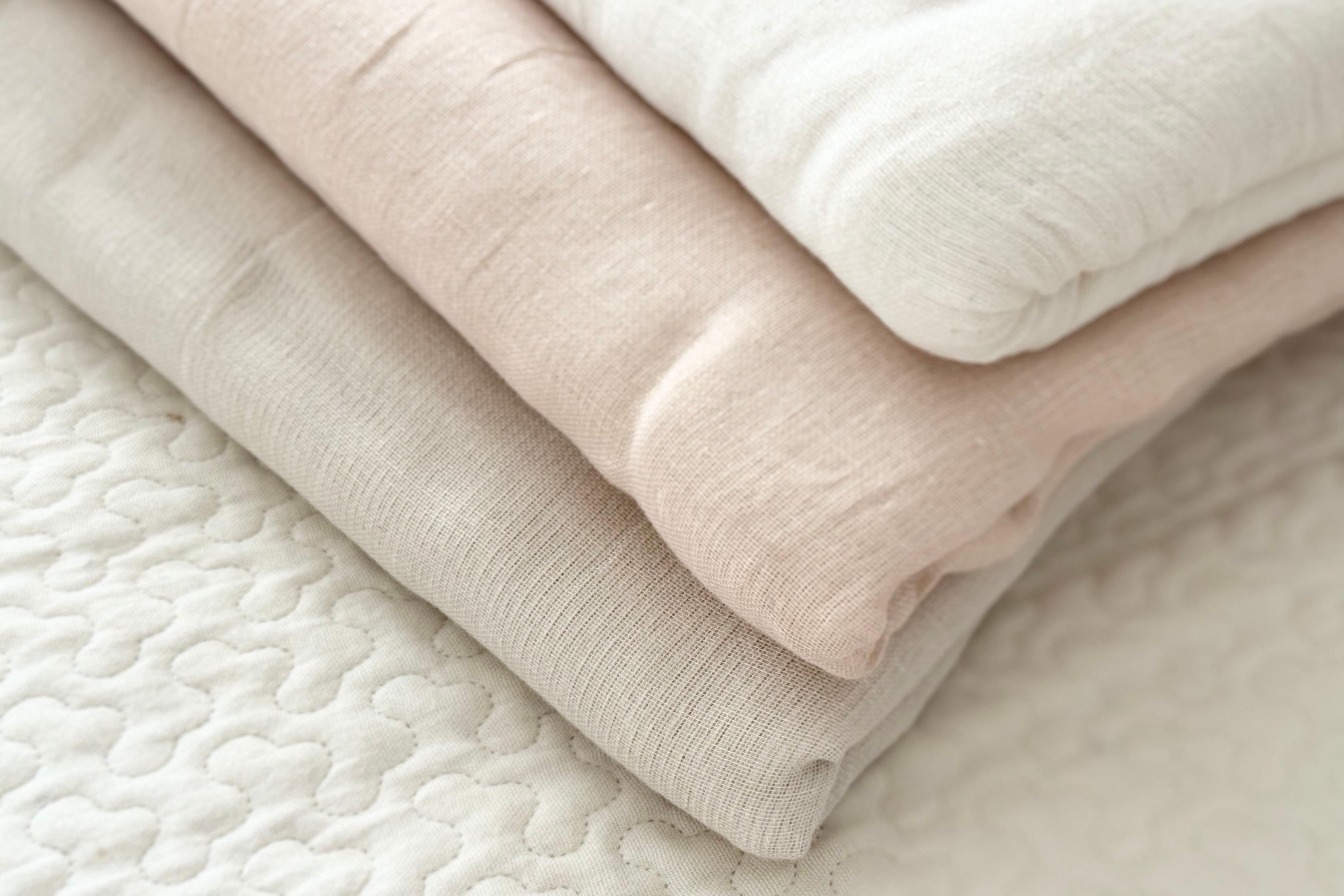 shittori 三河木綿 熟成糸のボリュームミルフィーユガーゼケット【8枚重ね】