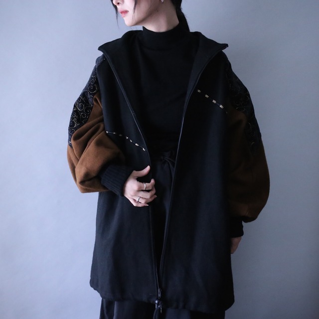 "刺繍" shoulder and switching design high-neck zip-up dolman sleeve wool coat