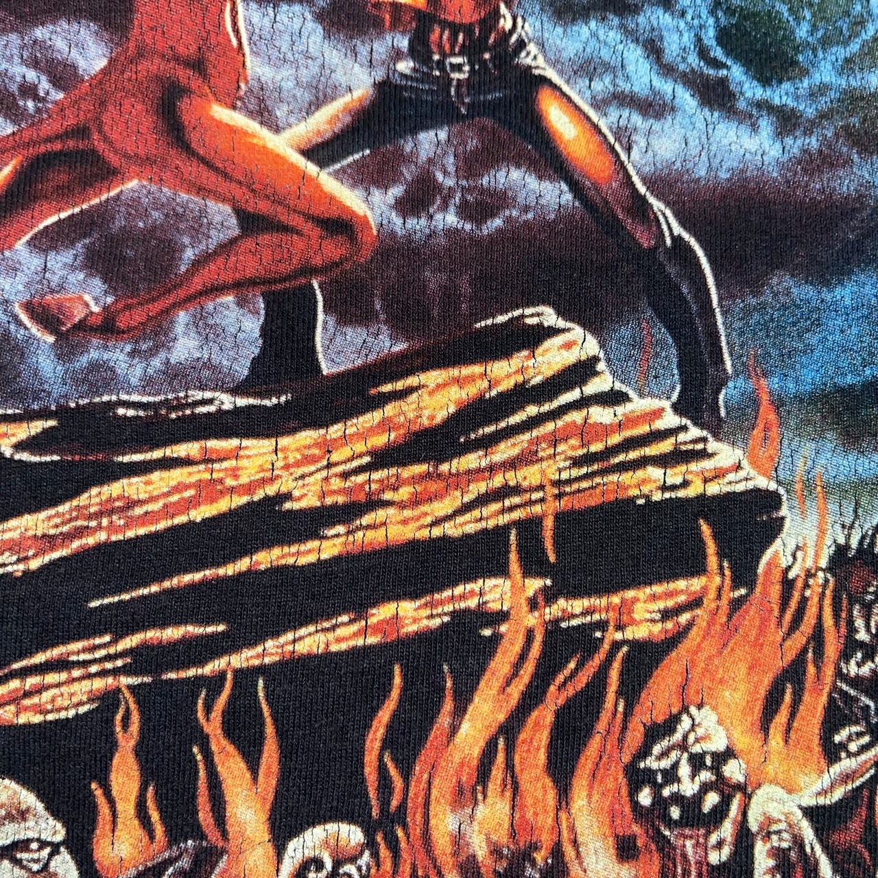 2000's IRON MAIDEN music tee " Run to the Hills "