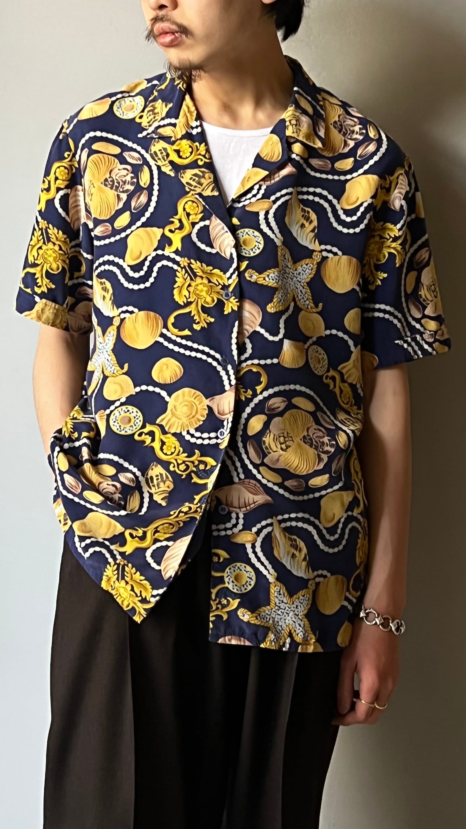 シェルパターンシルクオープンカラーシャツ | TUNAGI JAPAN powered by BASE
