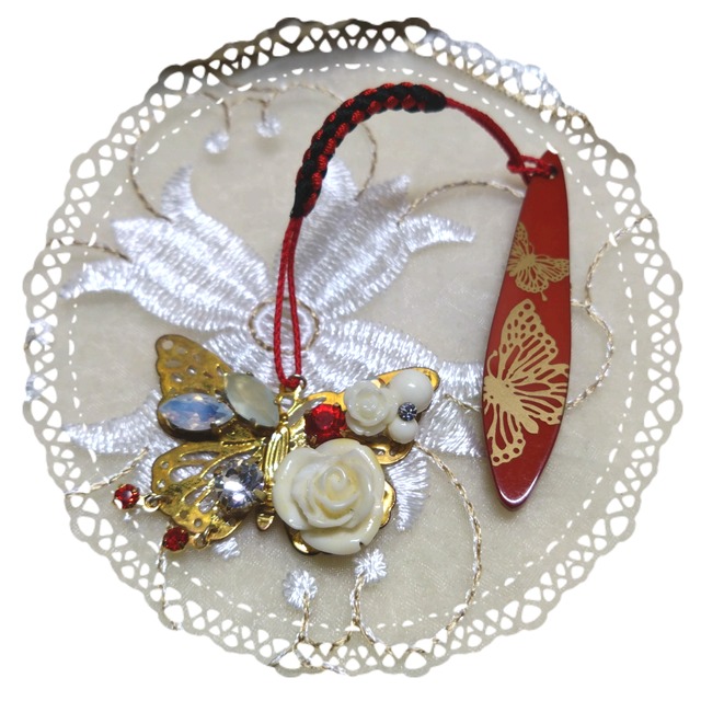 【根付】紅薄様の羽根