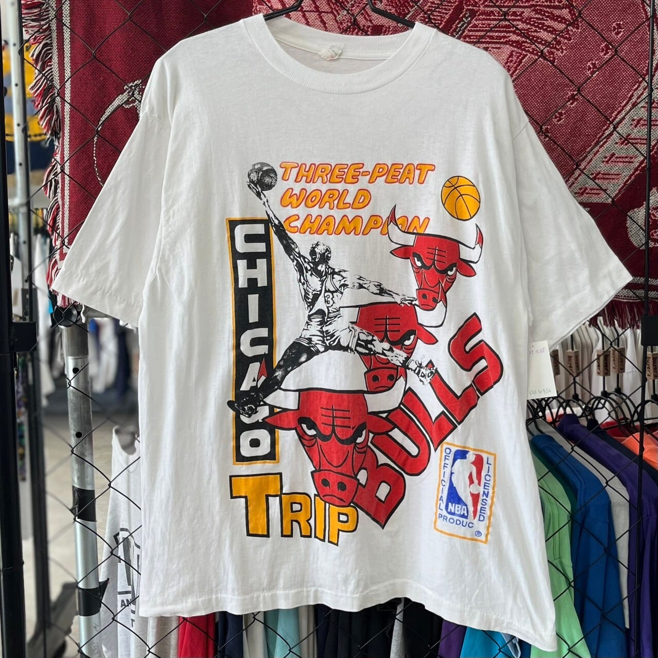 90s シカゴブルズ チャンピオン 英字新聞 Tシャツ - Tシャツ