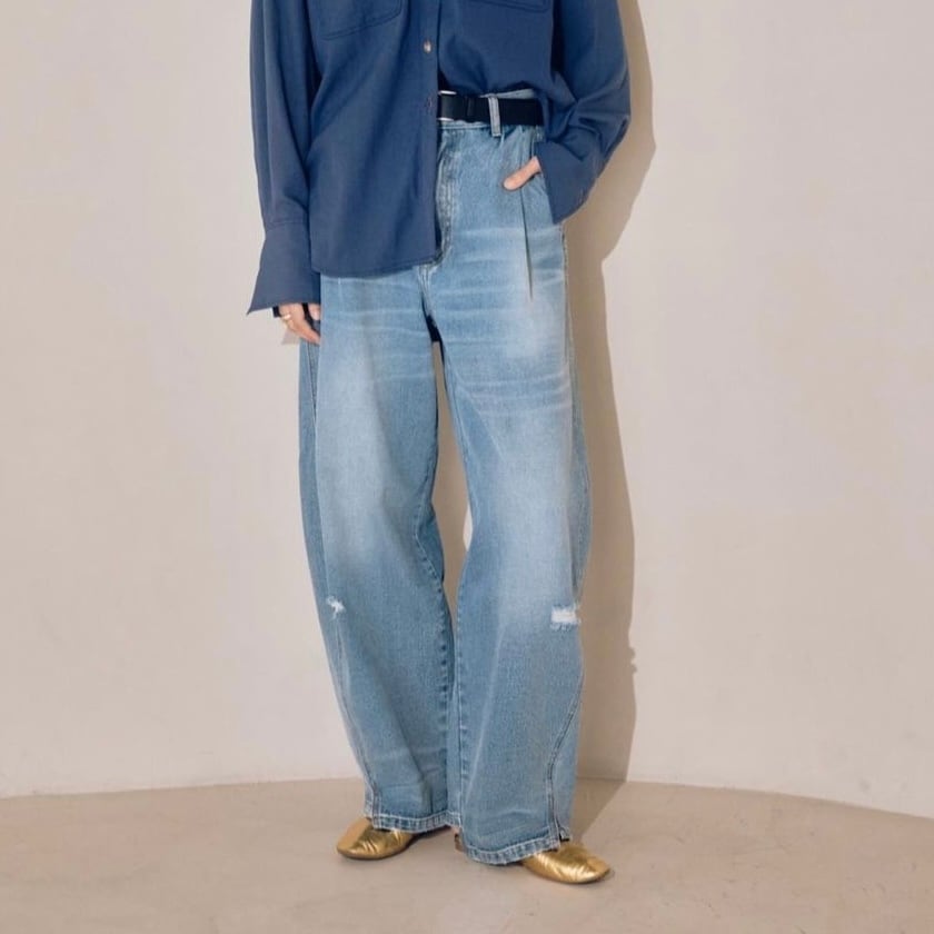 YENN 】CURVED SEAM DENIM PT | valance 福井|レディース YENN 】CURVED SEAM DENIM PT | valance 福井|レディース