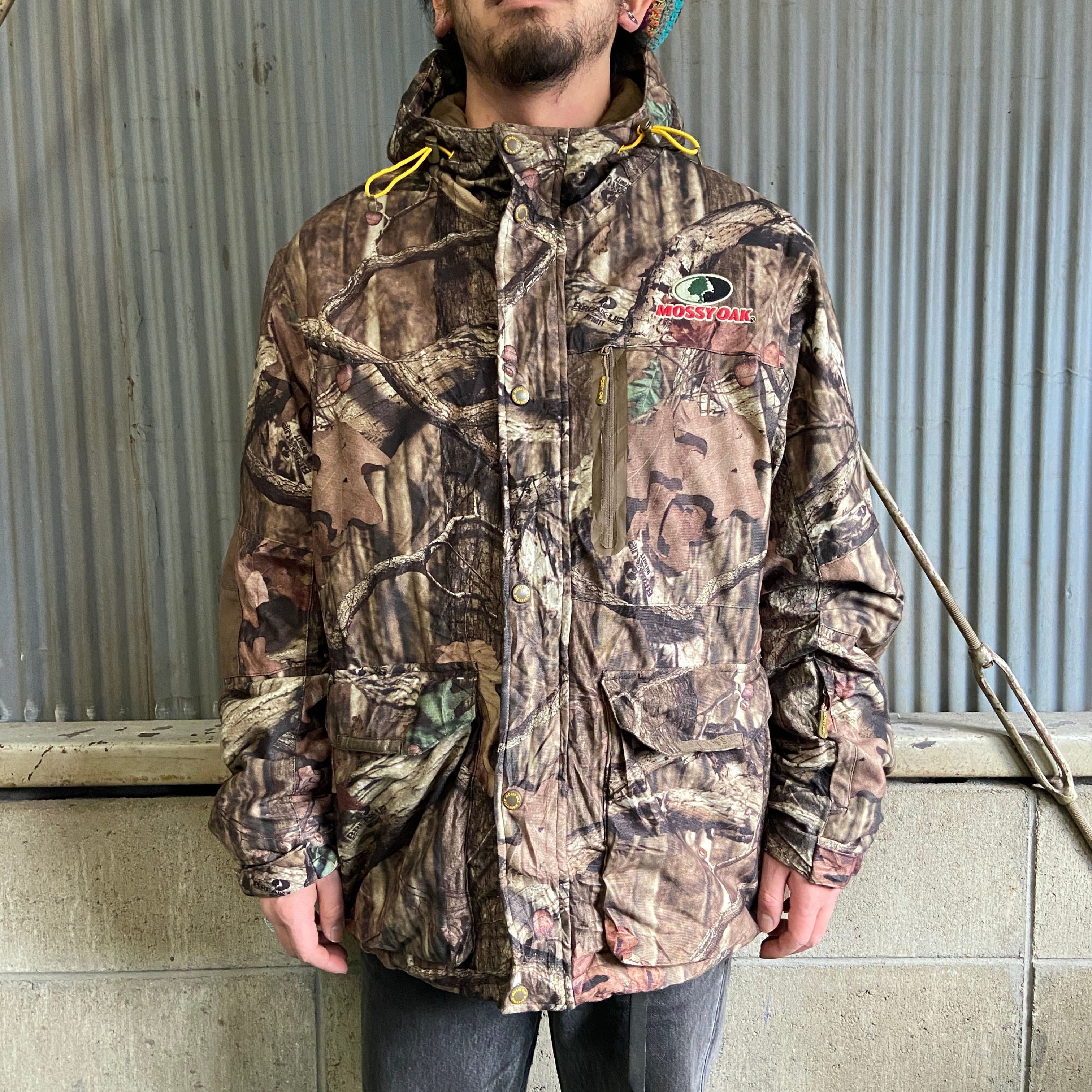 MOSSY OAK APPAREL リアルツリーカモ 中綿 ブルゾン パーカー メンズL 古着 迷彩柄 総柄 フーディー ブルゾン  【ワークジャケット】 | cave 古着屋【公式】古着通販サイト