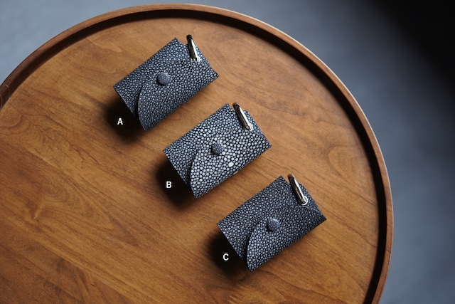 【即納品】エイ革、クロコダイル キーケース