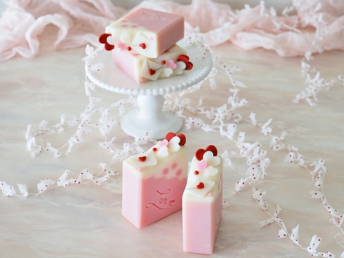 和美人石けん　ハート（限定価格品） 画像
