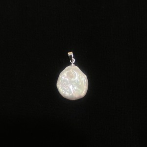 big freshwater pearl charm