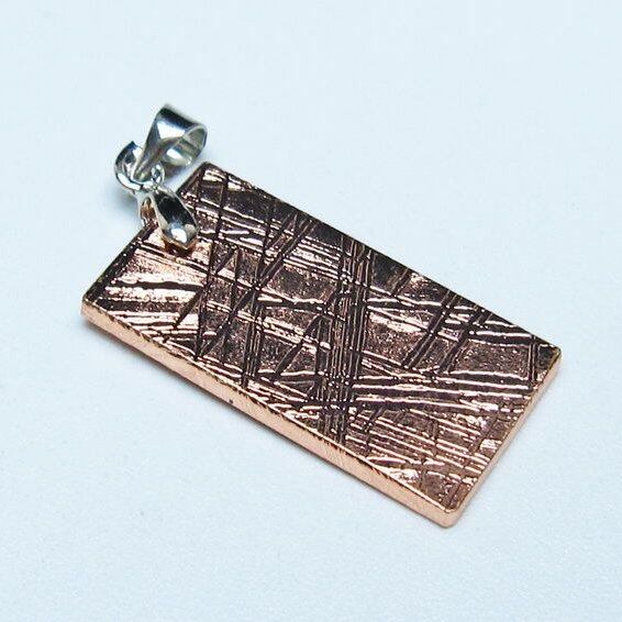 ギベオン ペンダント 隕石 メテオライト ピンクゴールド 一点物 おまかせ便 112-13515