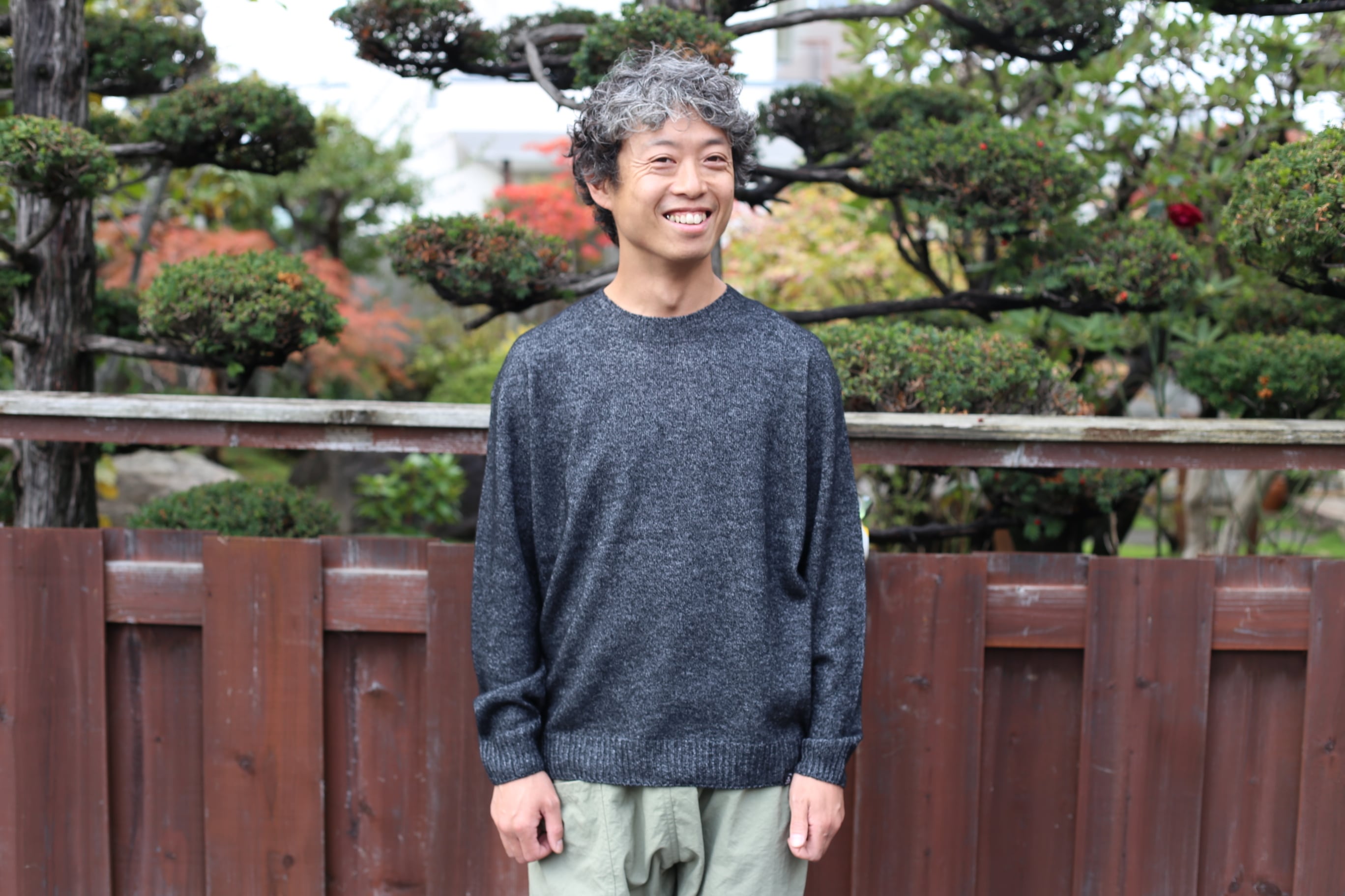 STATIC スタティックROAR CREW ブラック L/XL STATIC スタティックROAR CREW ブラック L/XL STATIC ROAR CREW BLACK