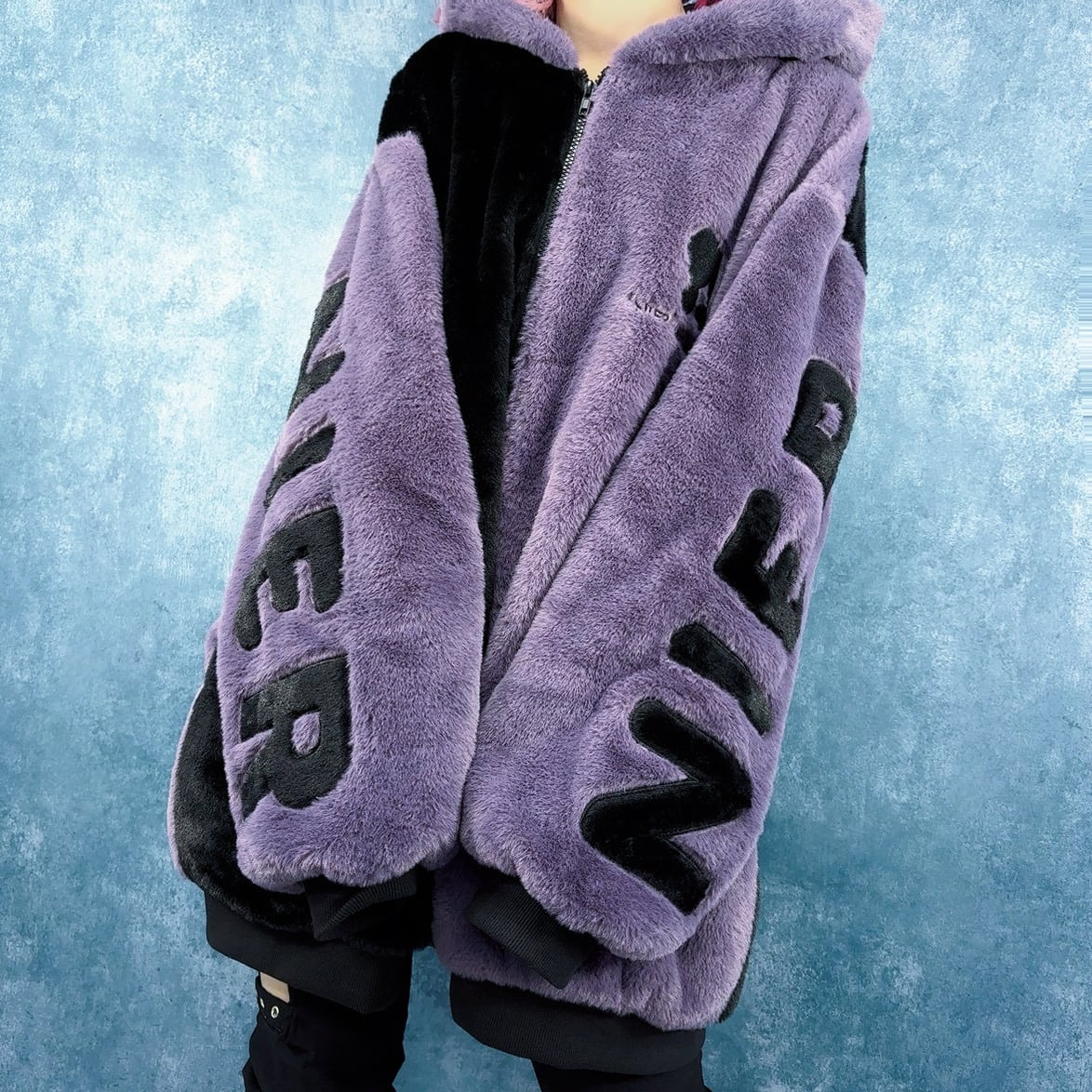 超ふわもこ】TWO-TONE ZIP OUTER -BLACK×PURPLE- | NIER CLOTHING