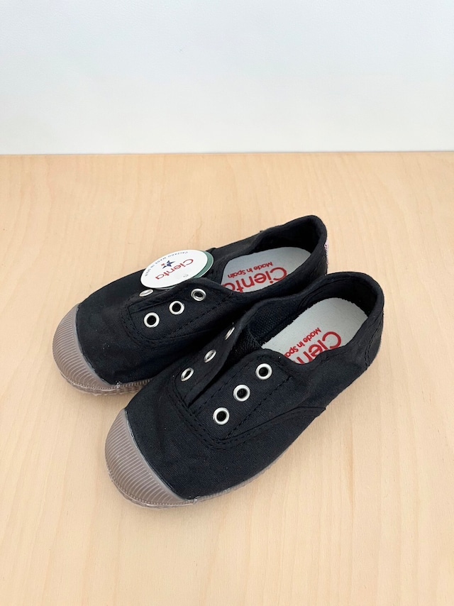 Limited - Slip-on Deck Shoes (Black)  / Cienta