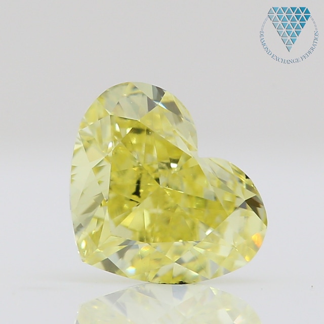 0.62 ct FANCY INTENSE GREENISH YELLOW SI1 HEART GIA 天然  ダイヤモンド ルース