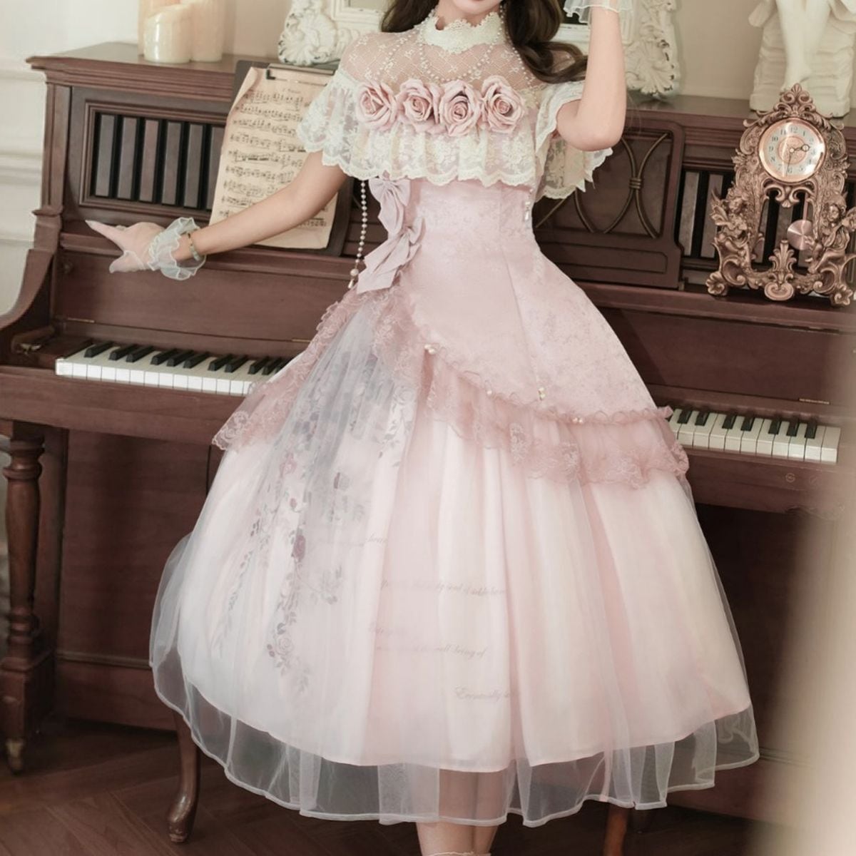 エレガントフラワーレースワンピースセット | Maiden's Rêve