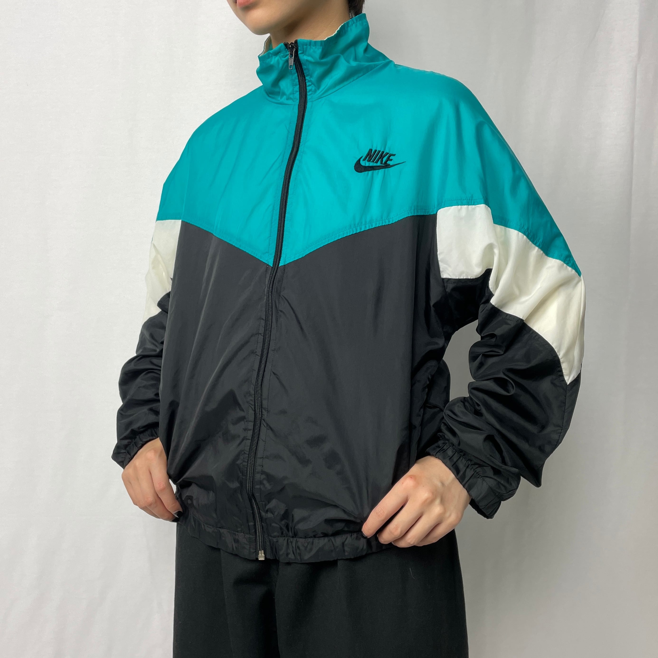 NIKE ナイキ ナイロンジャケット 風車ナイキ 90s 古着 銀タグ-