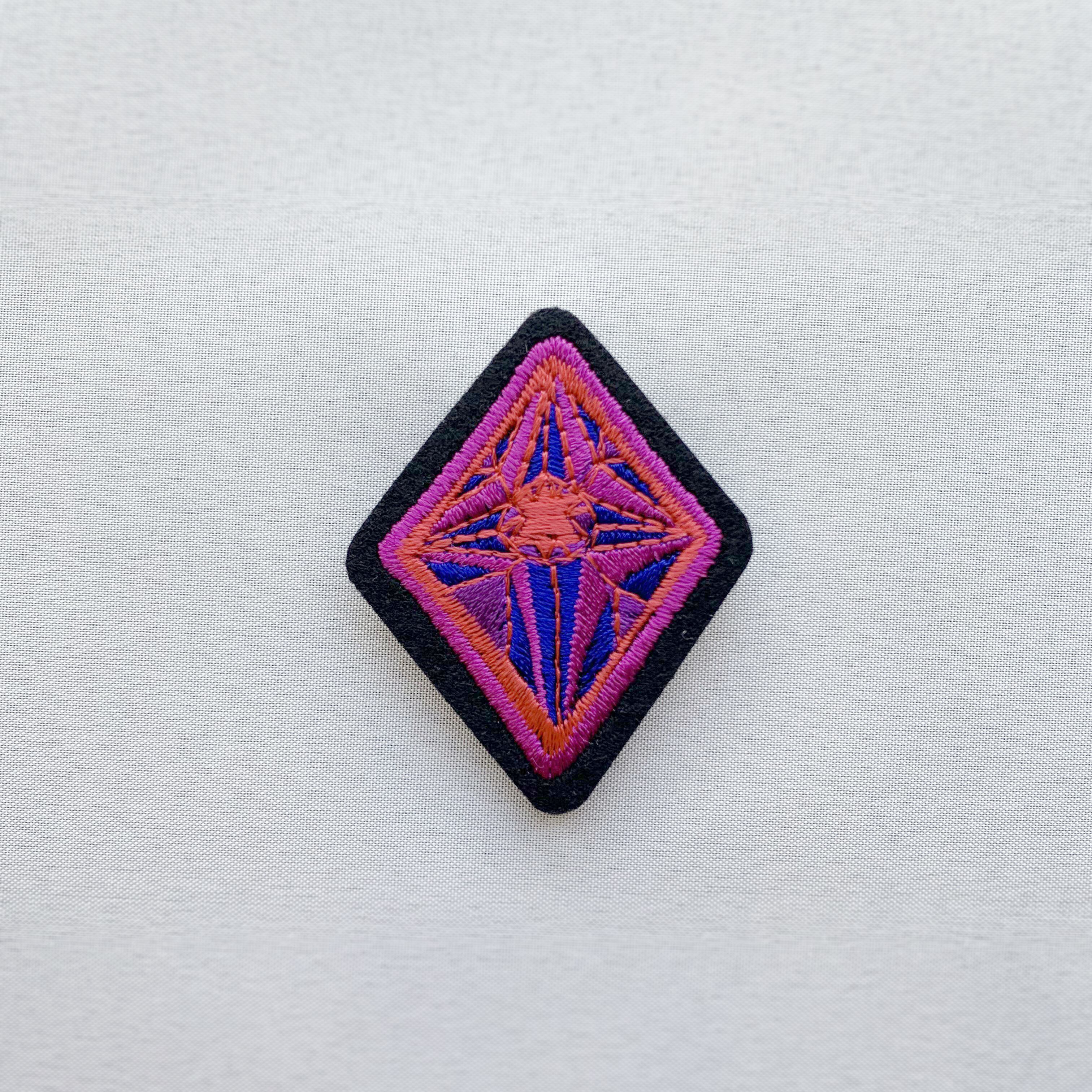 刺繍ブローチ  (br-175）5色