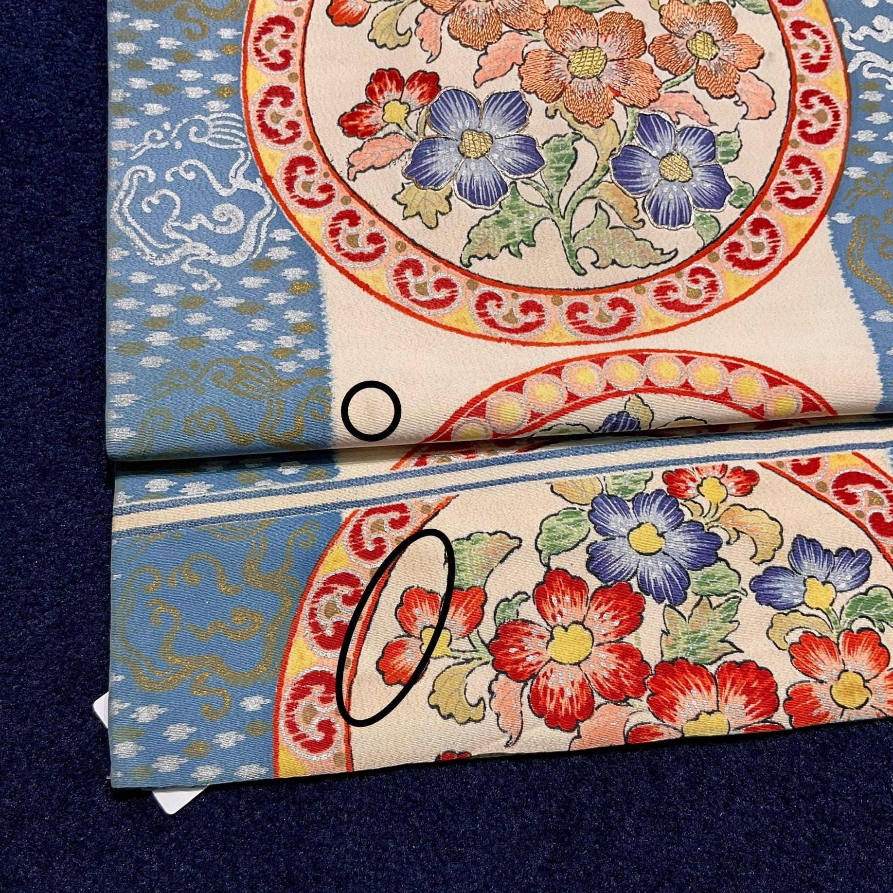 異国の円窓＊水色 花 華 丸紋 紋章 オリエンタル 東洋 刺繍 染め帯
