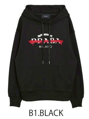 ミカーレミカーレ MICALLEMICALLE  刺繍PDポケット有りパーカー